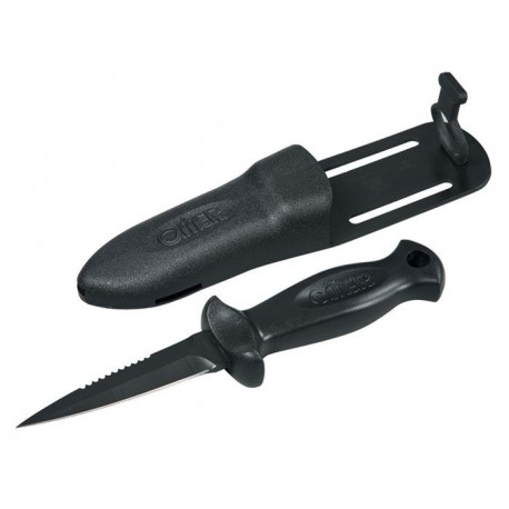 Un masque de plongée libre Spearfishing noir en acier inoxydable en